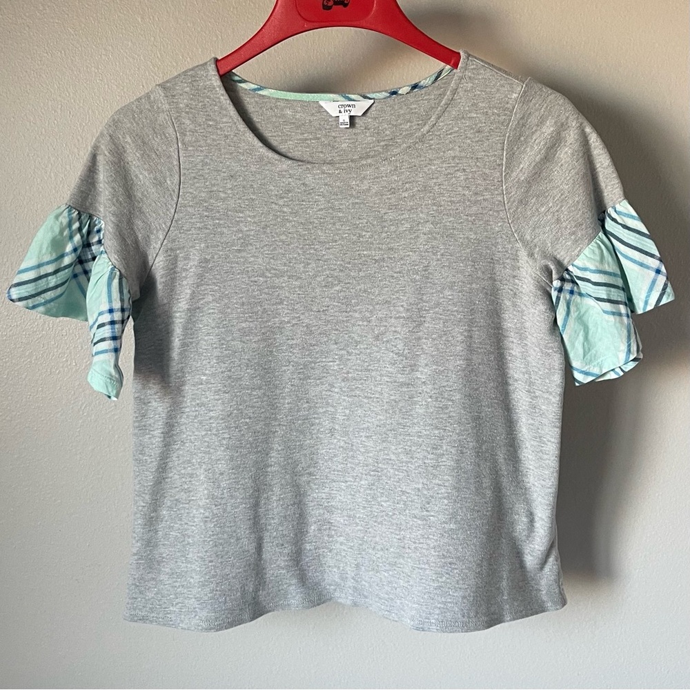 Crown & Ivy Flutter Sleeve Tee - Cropped & Plaid - Size Small